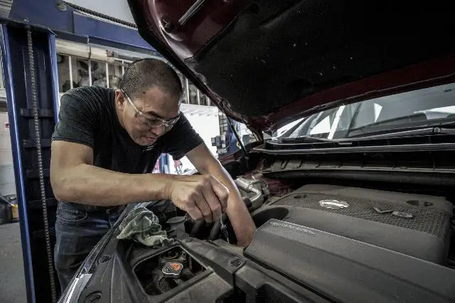 How long can mechanic keep a car.jpg