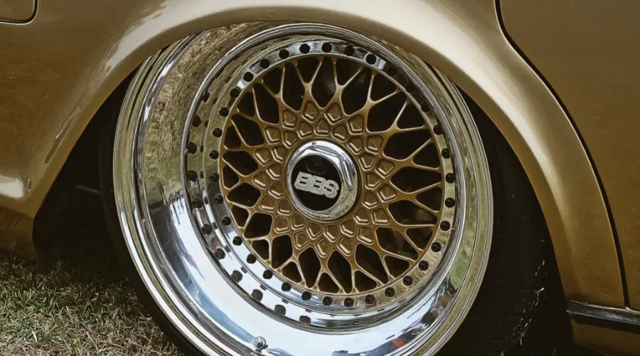Replace Your Cars Hubcap